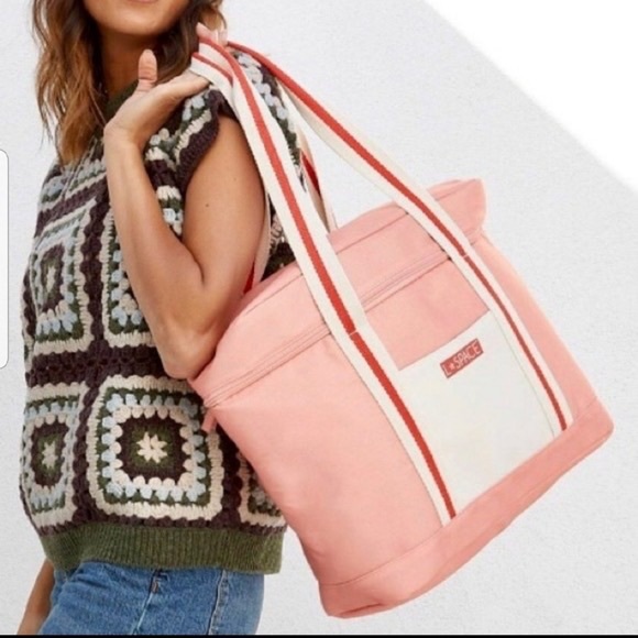 L’Space cooler bag - Picture 2 of 3